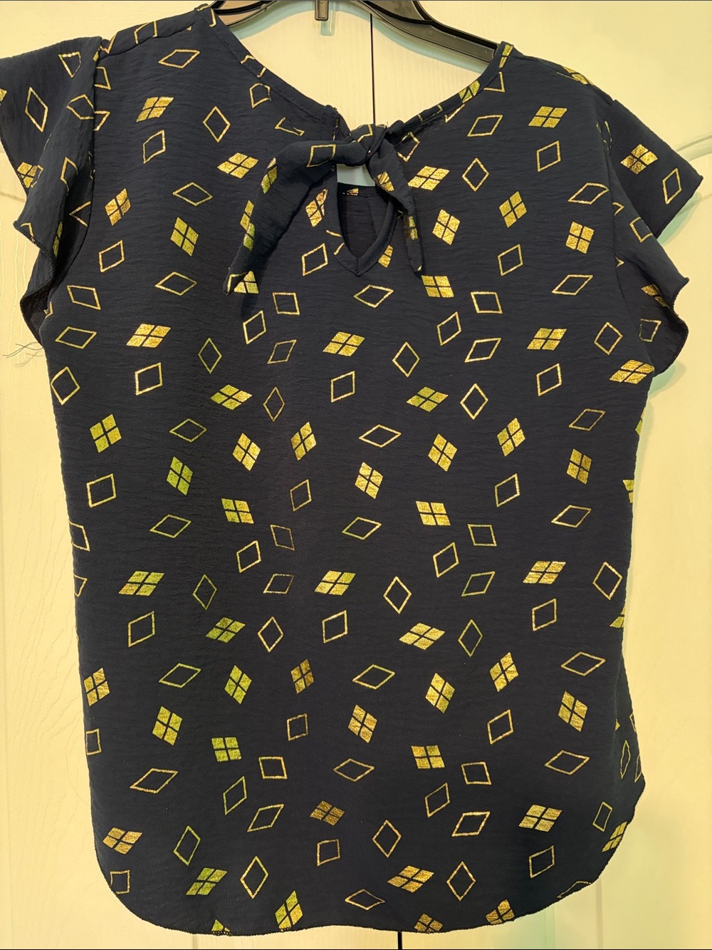 Blouse - Picture 2 of 3